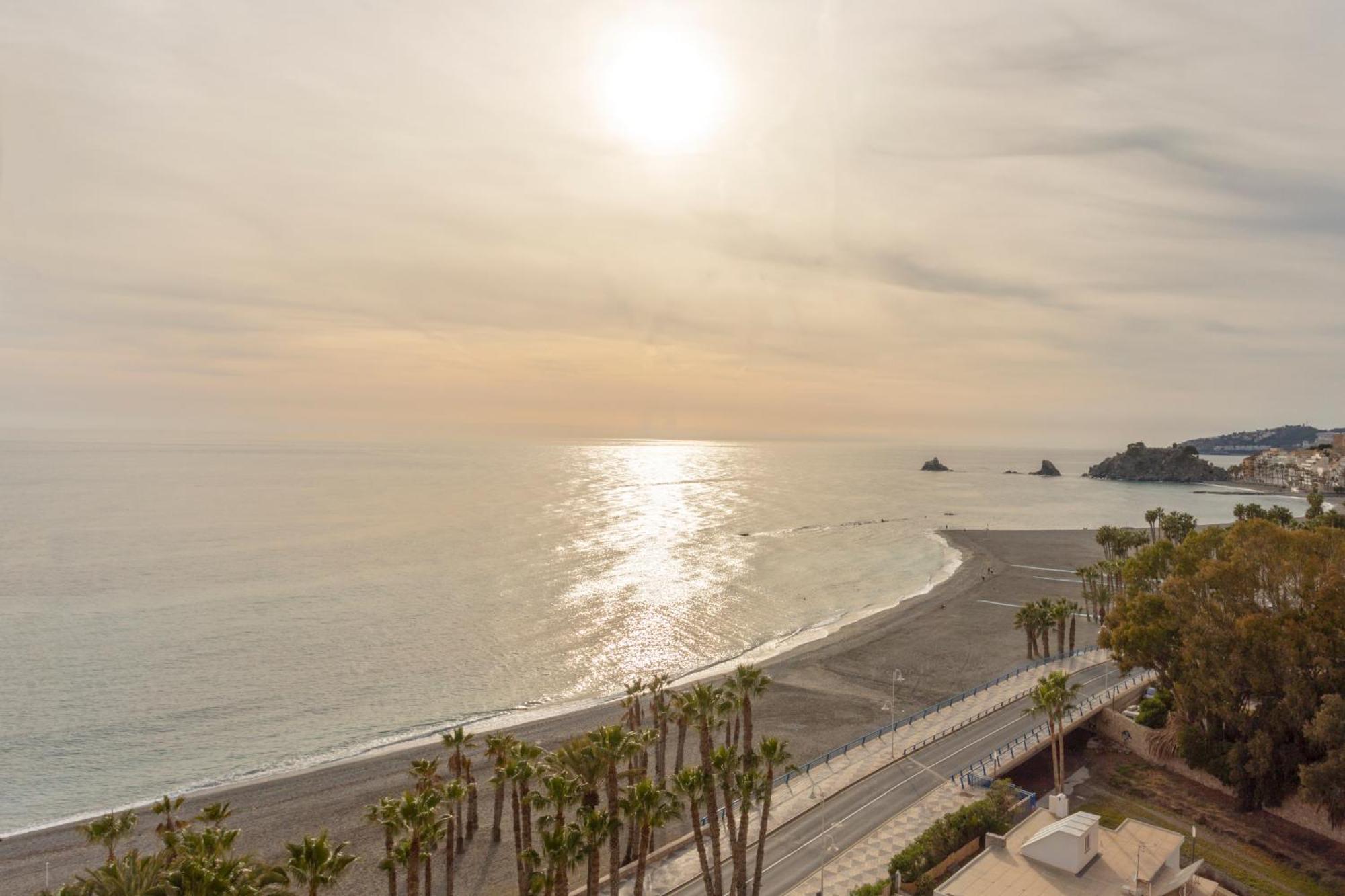 1003 - Seafront Apartment On El Paseo - Air Conditionning - Wi-Fi - Smart Tv Almuñécar Buitenkant foto