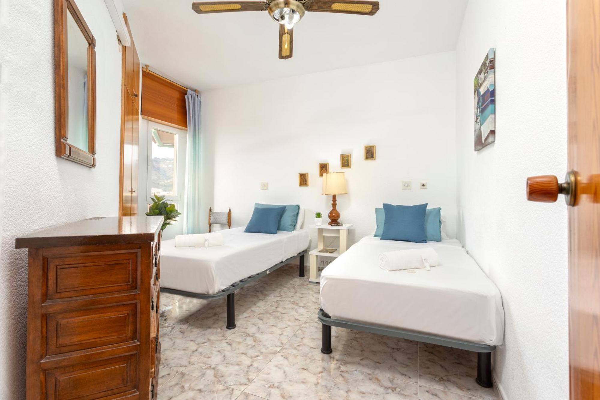1003 - Seafront Apartment On El Paseo - Air Conditionning - Wi-Fi - Smart Tv Almuñécar Buitenkant foto